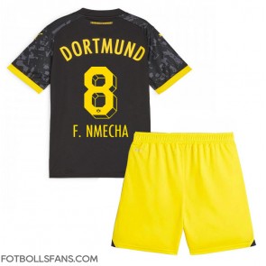 Borussia Dortmund Felix Nmecha #8 Replika Bortatröja Barn 2023-24 Kortärmad (+ Korta byxor)